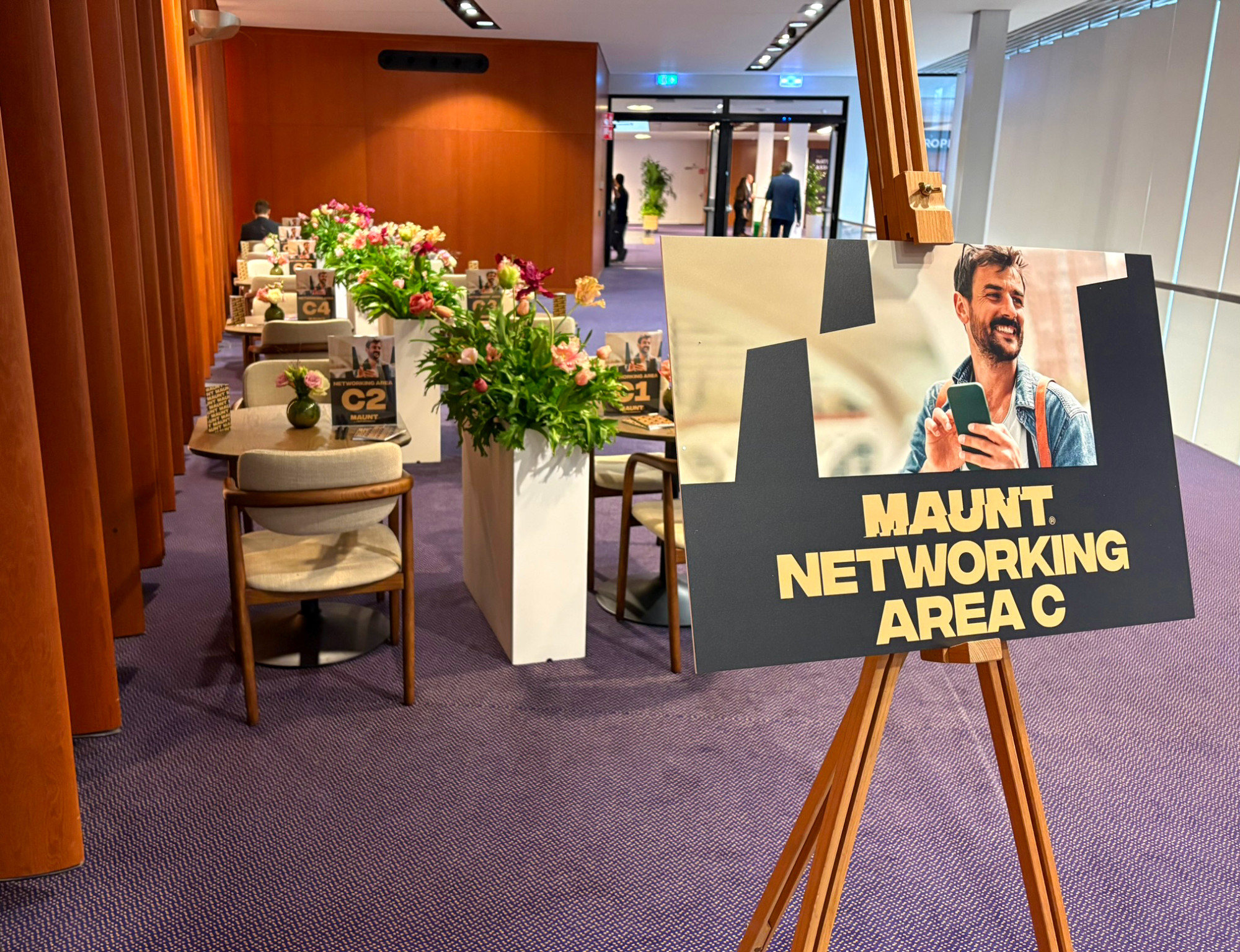 mauntnetworkingareafoto